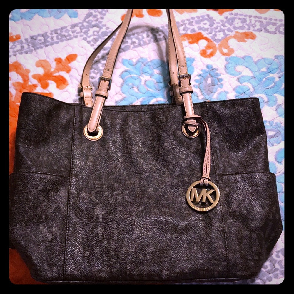 Michael Kors purse